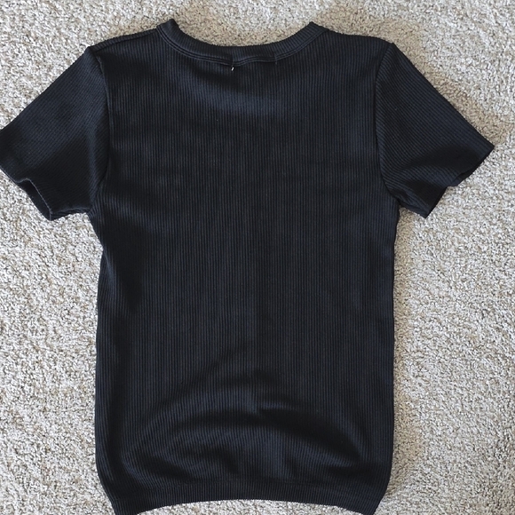 👕 SOHO Lady Classic Ribbed Tee Bundle – 3-Pack (Red, White & Black) | Size L/XL - Picture 4 of 6